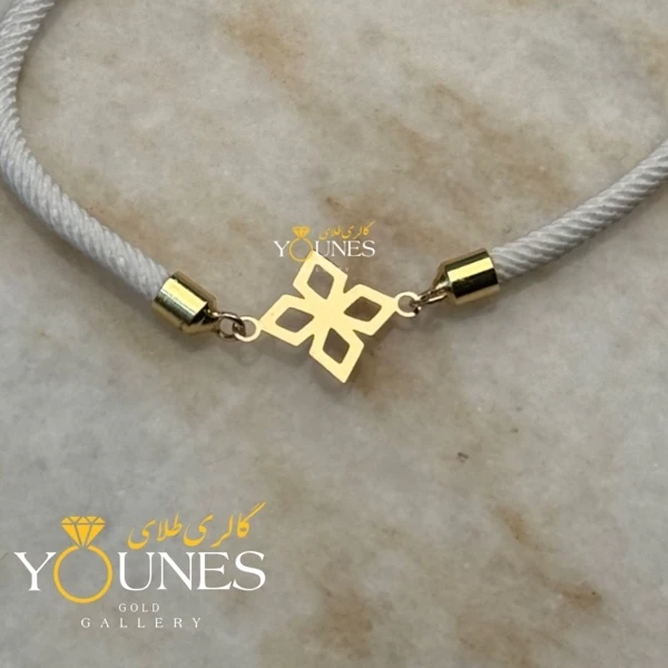 تصویر دوم دستبند گل چهار پر لوزی طلا لیزری